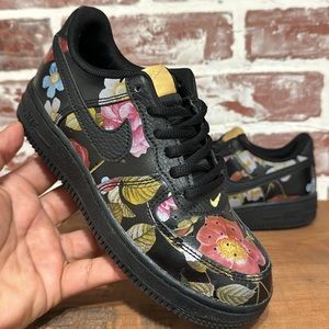 Nike Air Force Floral Youth sz 2Y